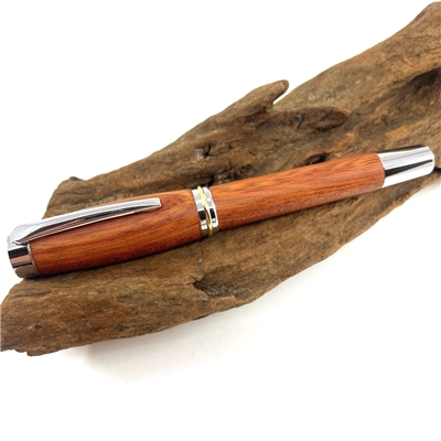Drevené plniace pero Elegance - Bloodwood silver