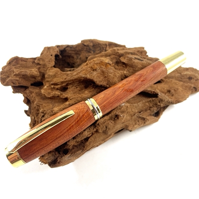 Drevené guľôčkové pero Elegance - Bloodwood gold