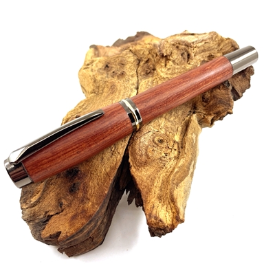 Dřevěné kuličkové pero Elegance - Bubinga titanium