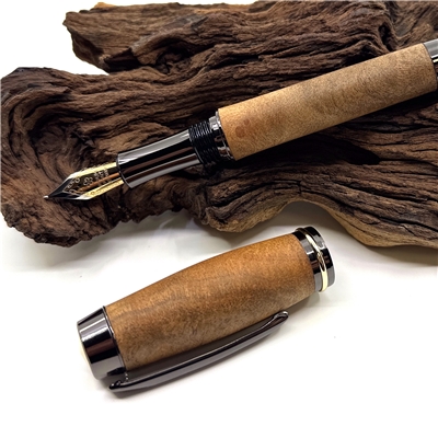 Dřevěné plnicí pero Elegance - Camphor titanium