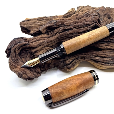 Dřevěné plnicí pero Elegance - Camphor titanium